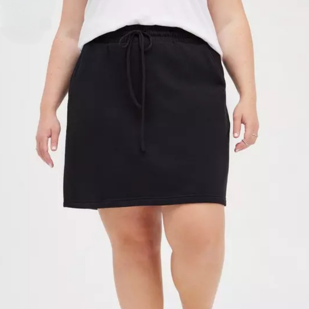 NWT Torrid Black Drawstring A-line Fleece Mini Skirt Size 2 2XL